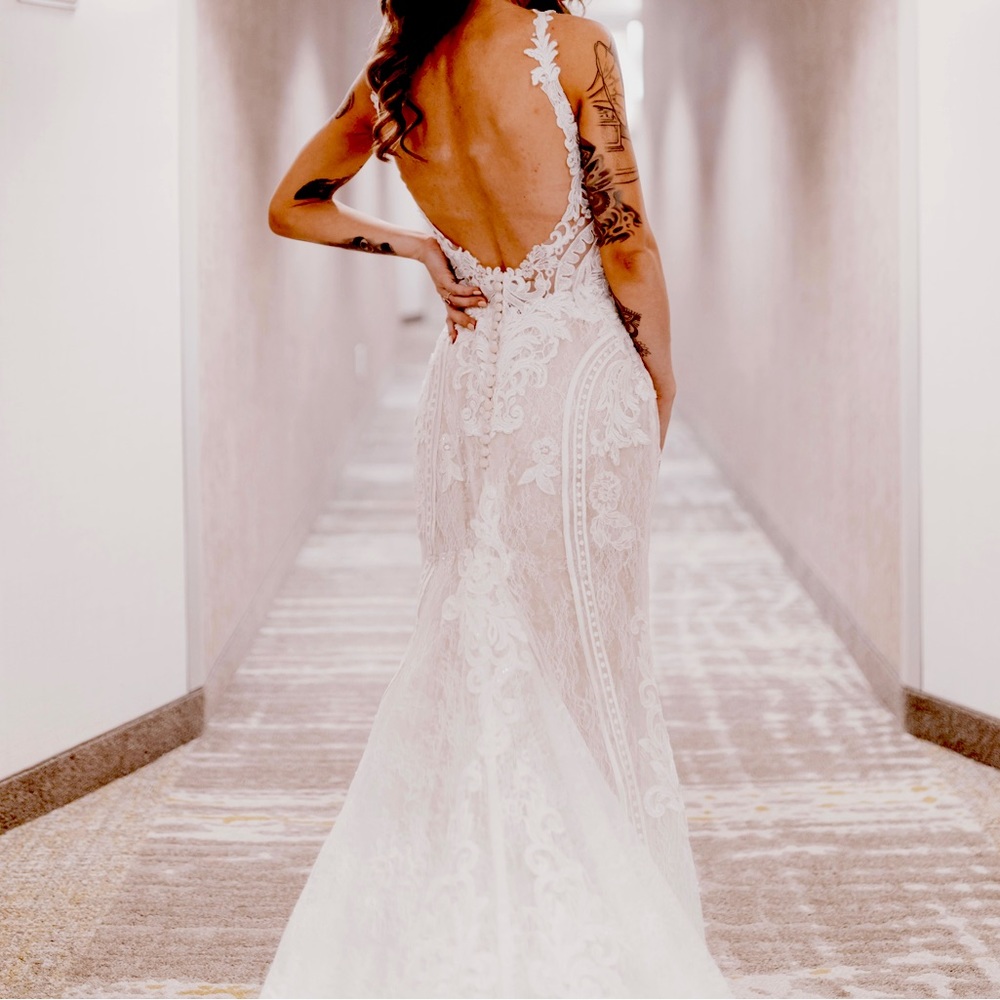 Martina liana white size 0 bridal vintage wedding dress lace
